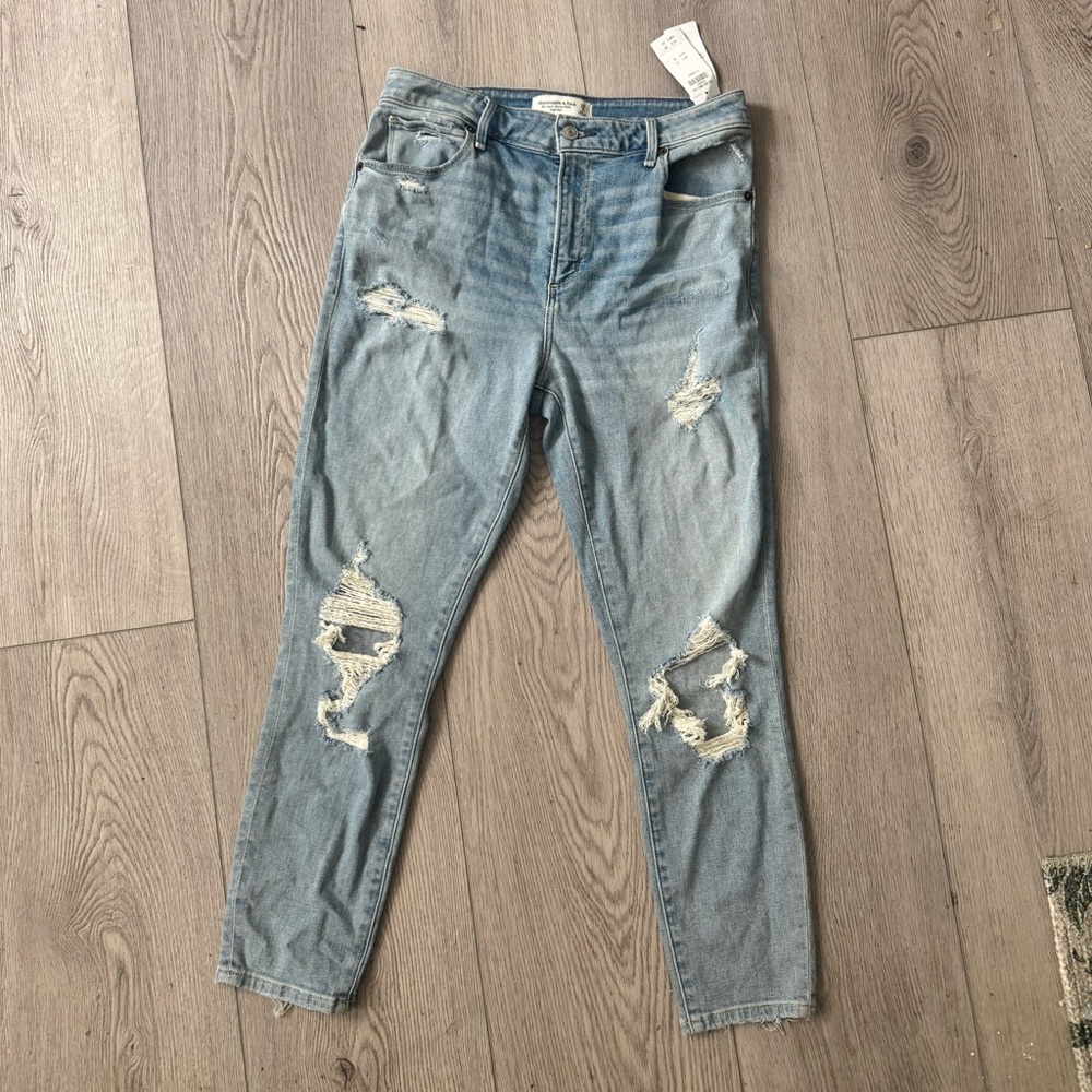 Abercrombie and Fitch Skinny Ankle Jeans